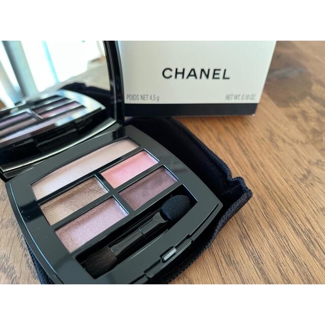 CHANEL(シャネル)のCHANEL 未使用アイシャドウ コスメ/美容のベースメイク/化粧品(アイシャドウ)の商品写真