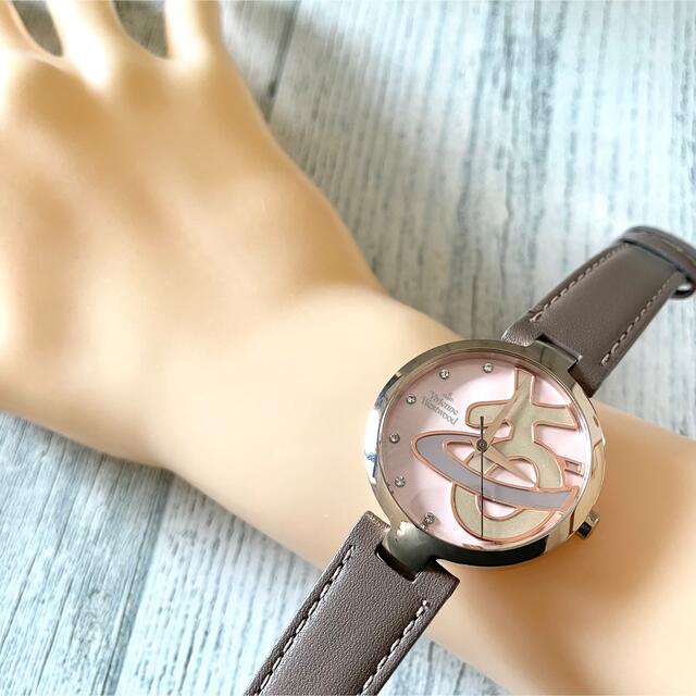 腕時計 【美品】vivienne ヴィヴィアン 腕時計 オーブ ピンク ラウンド