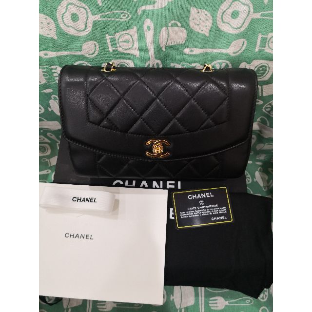 ゴールドピ CHANEL ダイアナフラップ ショルダーバッグの通販 by