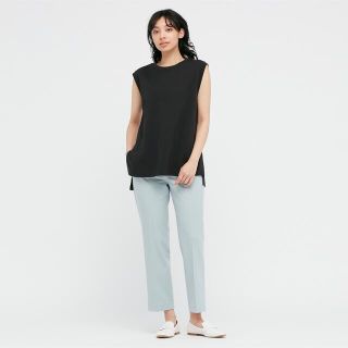 ユニクロ(UNIQLO)のユニクロ　コットンクルーネックT ブラック　M(Tシャツ(半袖/袖なし))