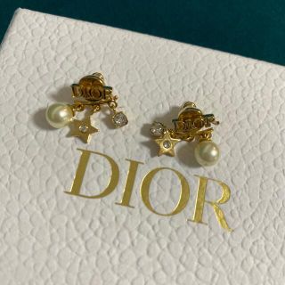 ディオール(Dior)のディオール　ピアス(ピアス)