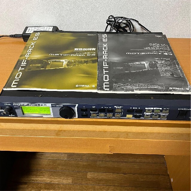 YAMAHA MOTIF-RACK ES 音源モジュール