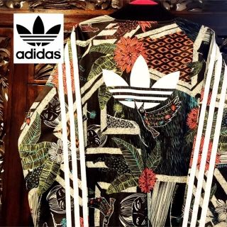 アディダス(adidas)のアディダス 大きめ エスニック 花柄 ジャージ ジャケット パーカー ブルゾン(ブルゾン)