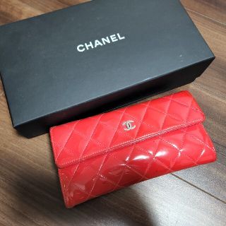 シャネル(CHANEL)のCHANEL シャネル エナメル 財布  ブーグレー様専用(財布)