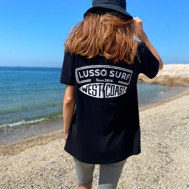 STANDARD CALIFORNIA(スタンダードカリフォルニア)の大人サーフスタイルに◎ウェストコーストTシャツ　Sサイズ　ブラック　STUSSY レディースのトップス(Tシャツ(半袖/袖なし))の商品写真