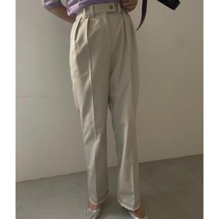 Ameri ベージュスラックス temabatuah.com