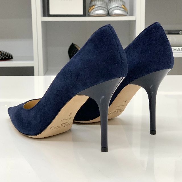 JIMMY CHOO(ジミーチュウ)の4660 未使用 ジミーチュウ スエード パンプス ネイビー レディースの靴/シューズ(ハイヒール/パンプス)の商品写真