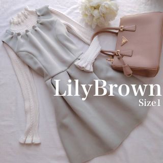 リリーブラウン(Lily Brown)のリリーブラウン1ダンボールニットミニワンピース秋レースアップ冬リボン春グリーン(ミニワンピース)