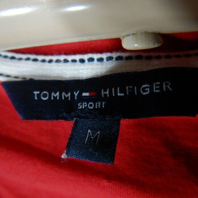 TOMMY HILFIGER(トミーヒルフィガー)の8002　トミー　ヒルフィガー　レディース　半袖　vネック　tシャツ レディースのトップス(Tシャツ(半袖/袖なし))の商品写真