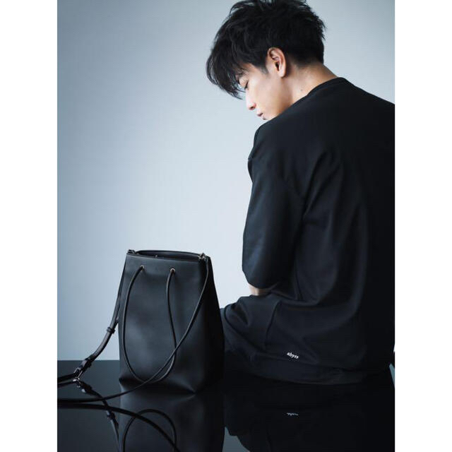 佐藤健さん abyts SYNTHETIC LEATHER MINI BAG 黒