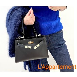 アパルトモンドゥーズィエムクラス(L'Appartement DEUXIEME CLASSE)のL'Appartementで購入，オウレンティのハンドバッグ(ハンドバッグ)