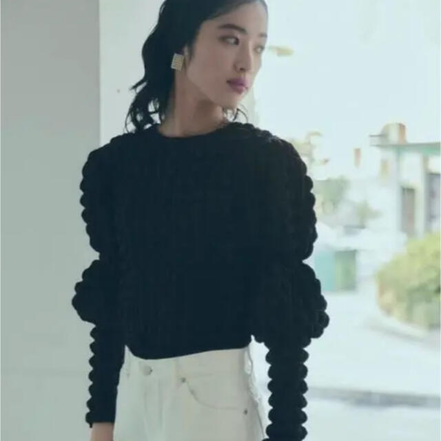 meer  shoulder frill tops