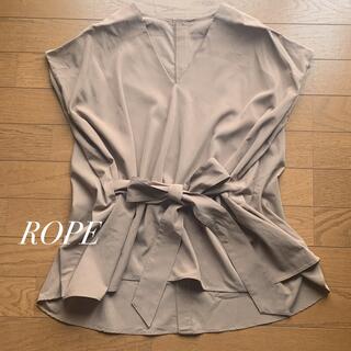 ロペ(ROPE’)のROPE6WAYベージュトップス(シャツ/ブラウス(半袖/袖なし))