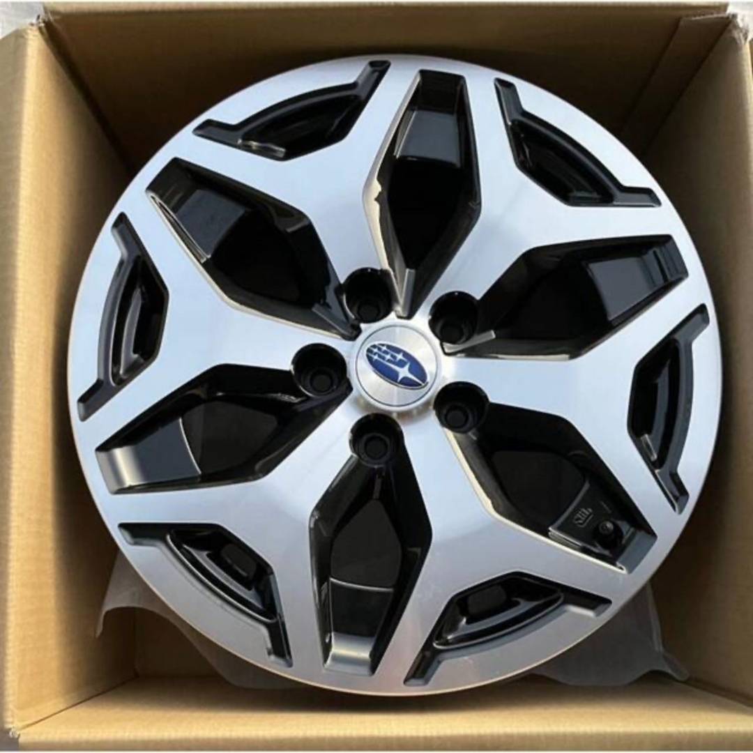 スバル - スバル SK フォレスター新車外し 極上 美品 17インチ スバル - スバル SK フォレスター新車外し 極上 美品 17インチ