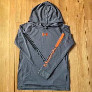 アンダーアーマー(UNDER ARMOUR)の未使用✳︎アンダーアーマー ✳︎薄手パーカー✳︎YLG(Tシャツ/カットソー)