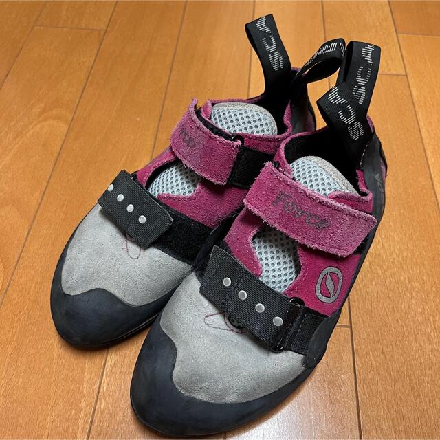 SCARPA(スカルパ)のボルダリングシューズ　スカルパ　フォース　レディース　SCARPA FORCE スポーツ/アウトドアのスポーツ/アウトドア その他(その他)の商品写真