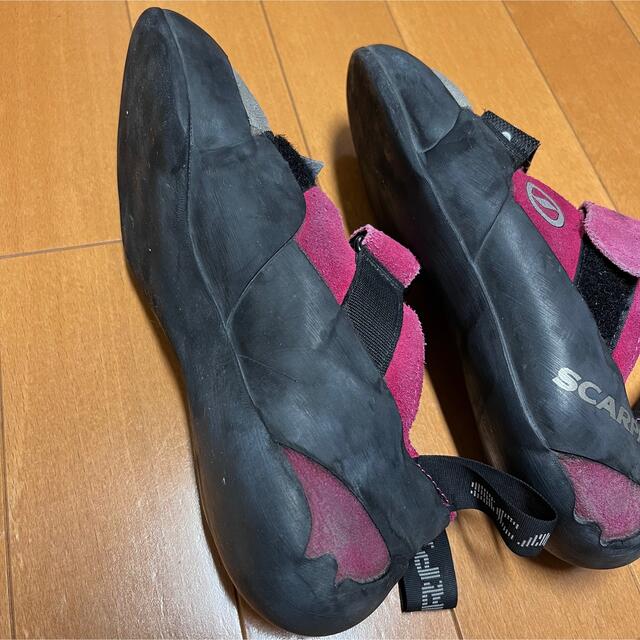 SCARPA(スカルパ)のボルダリングシューズ　スカルパ　フォース　レディース　SCARPA FORCE スポーツ/アウトドアのスポーツ/アウトドア その他(その他)の商品写真