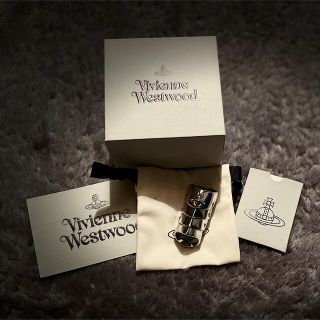 ヴィヴィアンウエストウッド(Vivienne Westwood)のVivienne Westwood アーマーリング Mサイズ シルバー(リング(指輪))