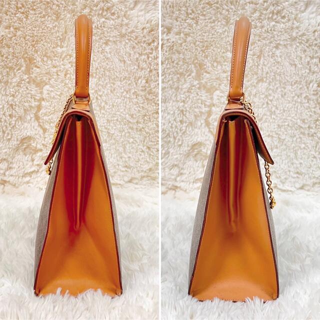 CELINE - 未使用に近い♥セリーヌ ハンドバッグ チェーンロック CELINE - 未使用に近い♥セリーヌ ハンドバッグ チェーンロック