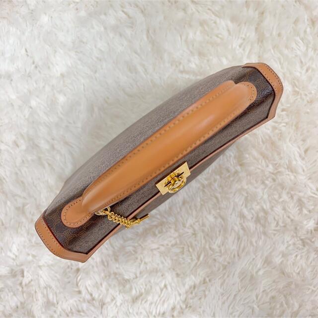 CELINE - 未使用に近い♥セリーヌ ハンドバッグ チェーンロック CELINE - 未使用に近い♥セリーヌ ハンドバッグ チェーンロック