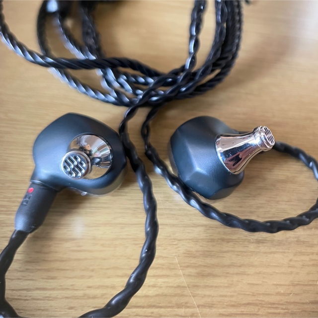 クーポン値下げ campfire audio saber 限定100台品 - ヘッドフォン ...