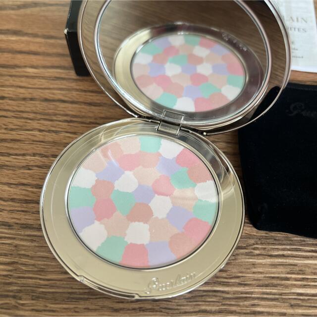 GUERLAIN(ゲラン)のゲラン メテオリット ヴォワイヤージュ ＃01  8g コスメ/美容のベースメイク/化粧品(フェイスパウダー)の商品写真