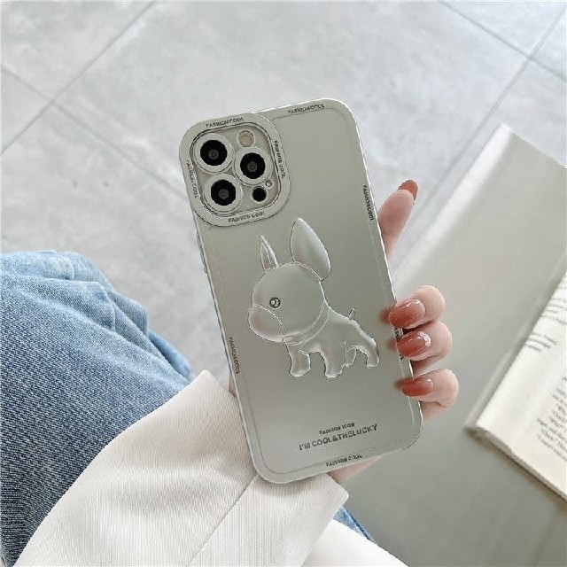 iPhoneケース　iPhone11ケース　韓国　犬　パグ　わんちゃん　シルバー スマホ/家電/カメラのスマホアクセサリー(iPhoneケース)の商品写真