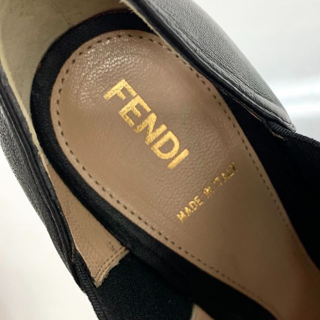 FENDI(フェンディ)の3961 フェンディ レザー スウェード サイドゴア ブーティ ブラック レディースの靴/シューズ(ブーティ)の商品写真