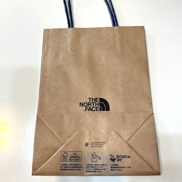 THE NORTH FACE(ザノースフェイス)のザ  ノースフェイス ショッパー ギフト用 紙袋 レディースのバッグ(ショップ袋)の商品写真