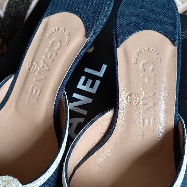 CHANEL(シャネル)のシャネル　ミュール　美品 レディースの靴/シューズ(ミュール)の商品写真