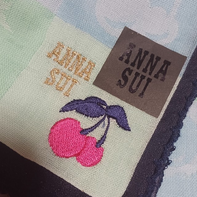 ANNA SUI(アナスイ)の値下げ📌【訳あり】アナスイ☆ガーゼハンカチ🍒 レディースのファッション小物(ハンカチ)の商品写真