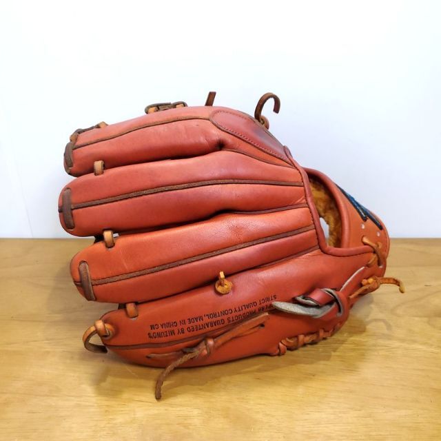 MIZUNO(ミズノ)のミズノ ベイソリッドカスタム 限定モデル 一般用 内野用 硬式グローブ スポーツ/アウトドアの野球(グローブ)の商品写真