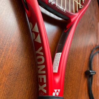 ヨネックス(YONEX)のじじこ様　専用　ヨネックス〜2018 ＶCORE100 グリップサイズ２〜(ラケット)