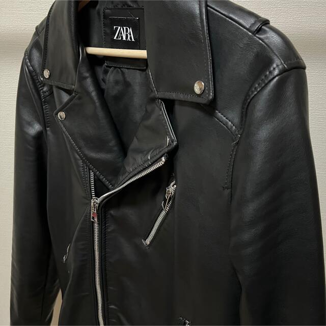 ZARA(ザラ)のZARA フェイクレザー　ダブルライダースジャケット メンズのジャケット/アウター(ライダースジャケット)の商品写真