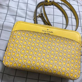 ケイトスペードニューヨーク(kate spade new york)のケイトスペード　ショルダーバッグ イエロー(ショルダーバッグ)