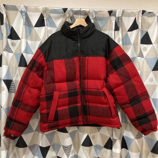 ノースフェイス(THE NORTH FACE) ダウンジャケット(メンズ)(レッド 極美品 ダウンジャケット 赤ドット柄 NORTHFACE The ダウンジャケット