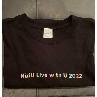 ニジュー(NiziU)のNiziU Light it Up 黒Tシャツ Mサイズ(アイドルグッズ)