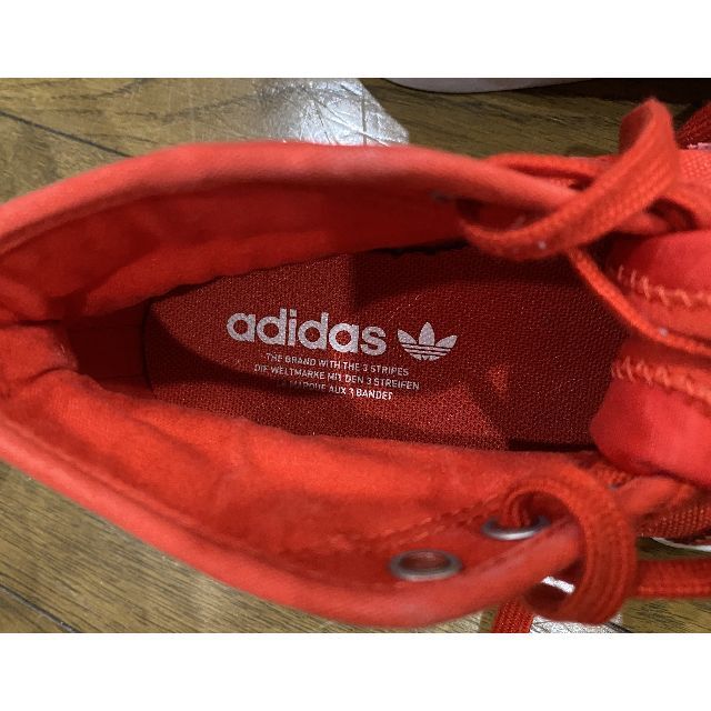 adidas(アディダス)の＊アディダス adidas トリミー君 刺繍 ハイカットスニーカー 24.0 レディースの靴/シューズ(スニーカー)の商品写真