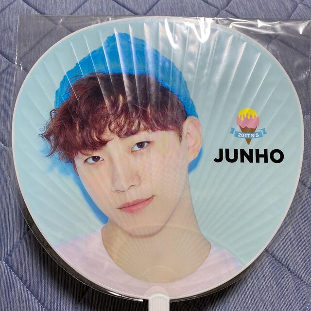 2PM JUNHO ジュノ うちわ 4点セット エンタメ/ホビーのタレントグッズ(アイドルグッズ)の商品写真