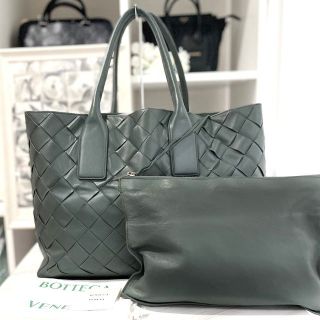 ボッテガヴェネタ(Bottega Veneta)のボッテガヴェネタ　マキシイントレチャート　レザー　ブルーグリーン　トートバッグ(トートバッグ)