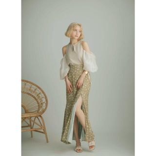 Crayme, - Volume Sleeve Cut Tops Crayme クレイミーの通販｜ラクマ