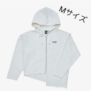 ボウダンショウネンダン(防弾少年団(BTS))の 新品　BTS  フーディ　ホワイト　ジョングク　Mサイズ(K-POP/アジア)