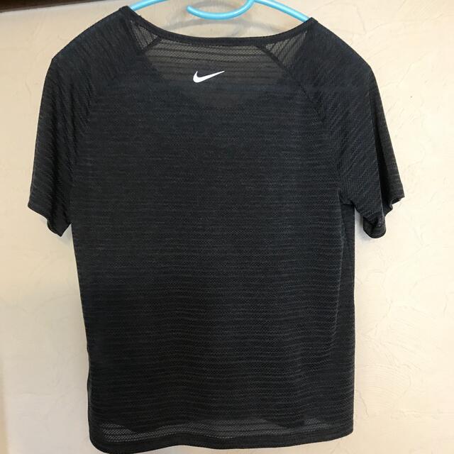 NIKE(ナイキ)のNIKEトレーニングウェア レディースのトップス(Tシャツ(半袖/袖なし))の商品写真