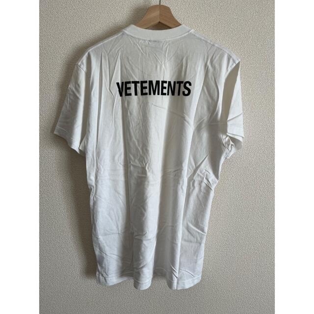 トップスVETEMENTSヴェトモン staff tee Tシャツ