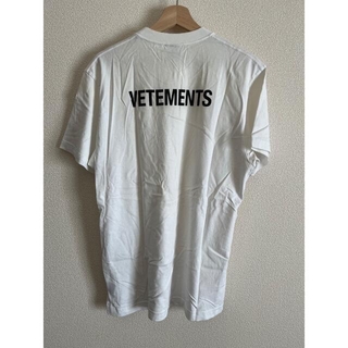 バレンシアガ(Balenciaga)のVETEMENTSヴェトモン staff tee Tシャツ(Tシャツ/カットソー(半袖/袖なし))