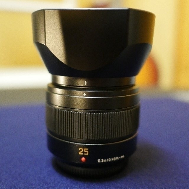 Panasonic(パナソニック)のLUMIX LEICA DG SUMMILUX 25mm F1.4 II 美品 スマホ/家電/カメラのカメラ(レンズ(単焦点))の商品写真