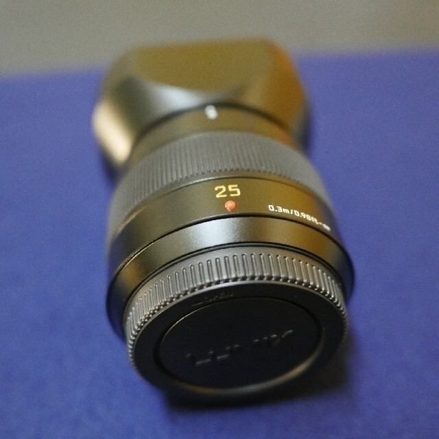 Panasonic(パナソニック)のLUMIX LEICA DG SUMMILUX 25mm F1.4 II 美品 スマホ/家電/カメラのカメラ(レンズ(単焦点))の商品写真