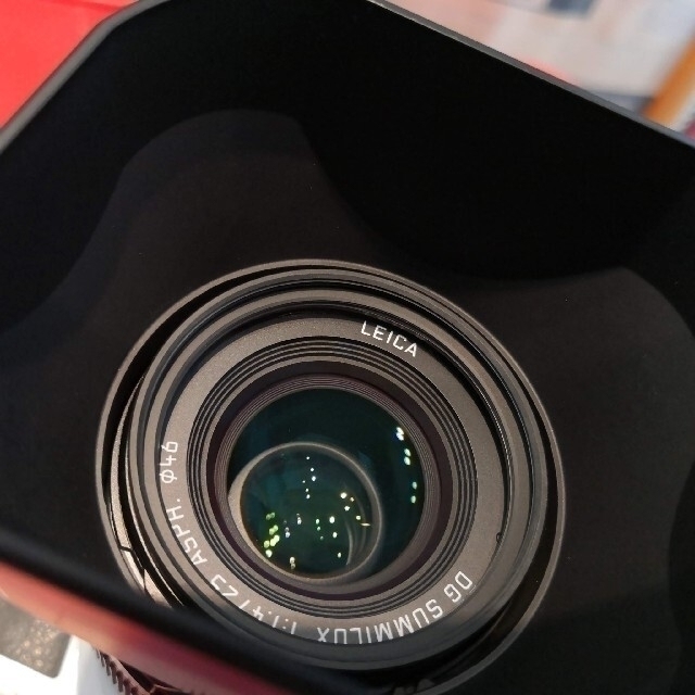 Panasonic(パナソニック)のLUMIX LEICA DG SUMMILUX 25mm F1.4 II 美品 スマホ/家電/カメラのカメラ(レンズ(単焦点))の商品写真