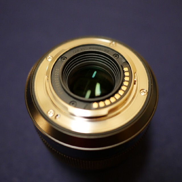 Panasonic(パナソニック)のLUMIX LEICA DG SUMMILUX 25mm F1.4 II 美品 スマホ/家電/カメラのカメラ(レンズ(単焦点))の商品写真