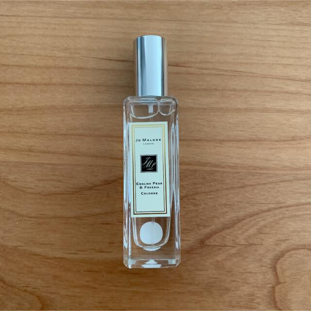 Jo Malone(ジョーマローン)のひろとさん専用　ジョーマローン　香水　イングリッシュペアー&フリージア　コロン コスメ/美容の香水(ユニセックス)の商品写真